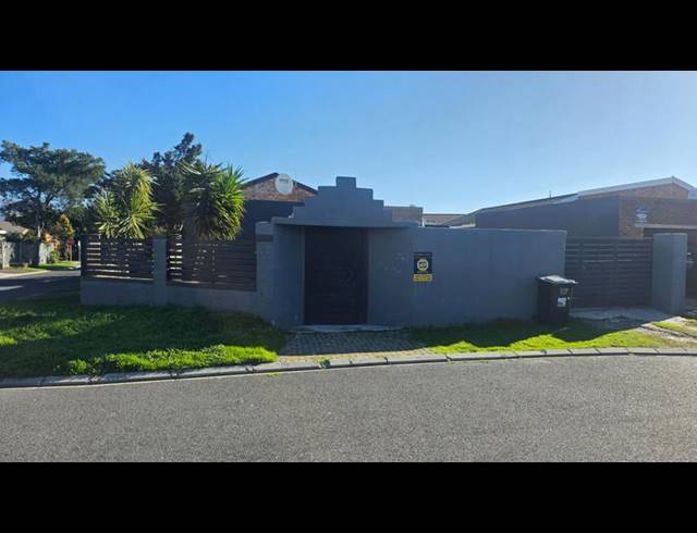 4 BEDROOM HOUSE FOR SALE IN GLENWOOD